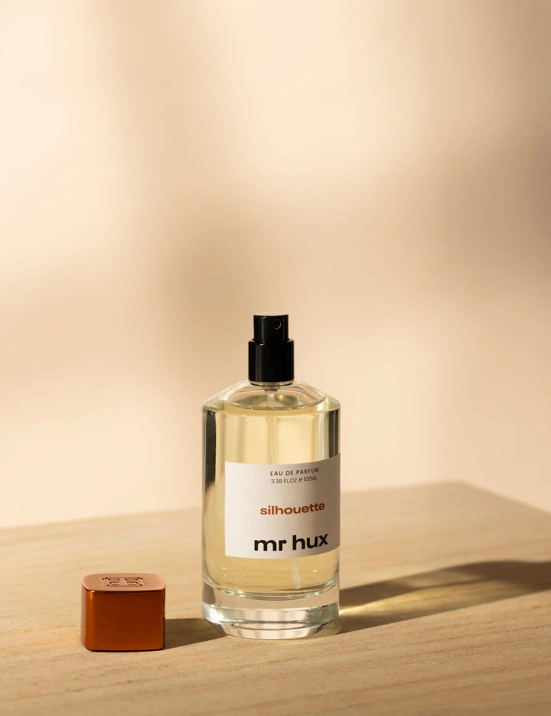 silhouette-mr-hux-luxury-fragrance-512759_2c17abc2-2fd1-44ec-8154-5eaa801186ba.webp